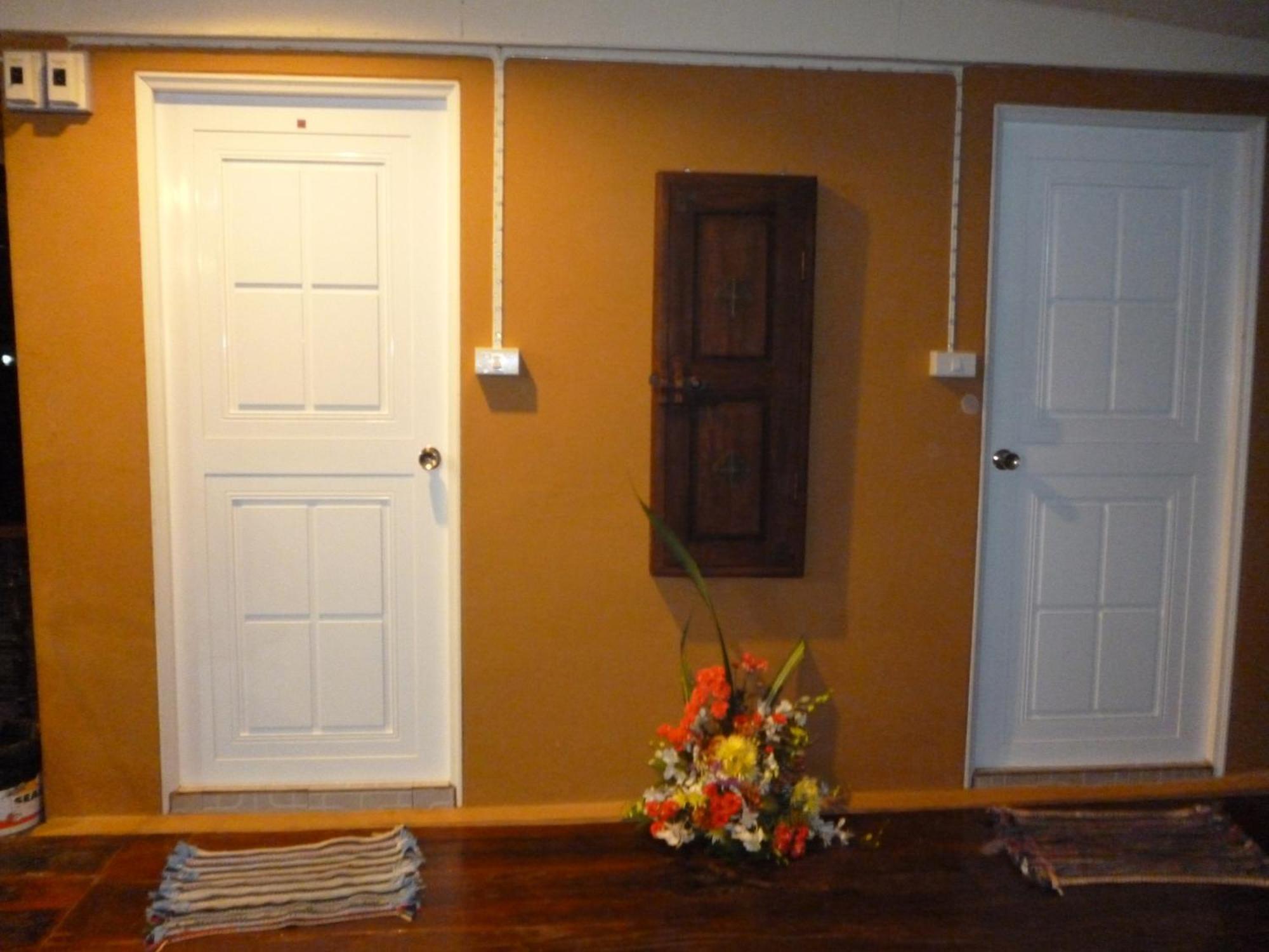 Baan Are Gong Riverside Homestay Ayutthaya Eksteriør bilde