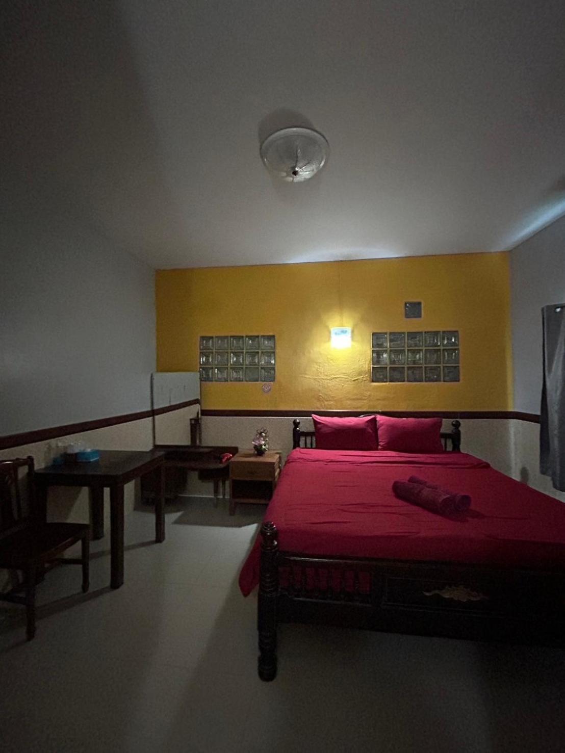 Baan Are Gong Riverside Homestay Ayutthaya Eksteriør bilde